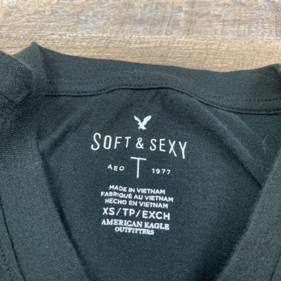 AE Soft & Sexy Graphic Tee XS Black - Picture 4 of 5